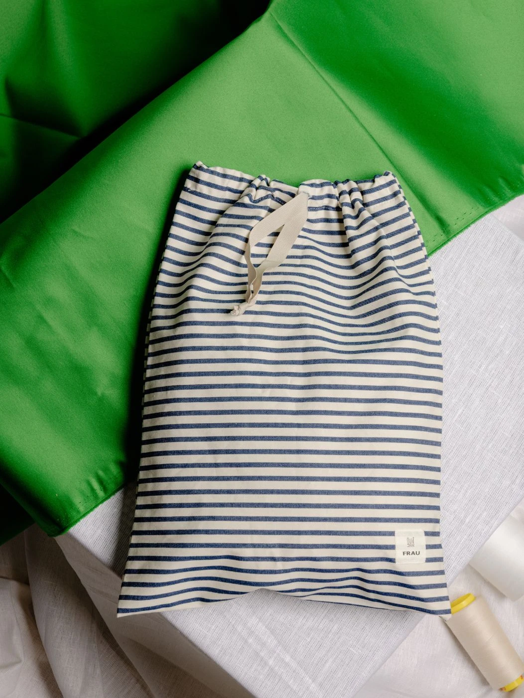 dust bag in tessuto personalizzata Frau