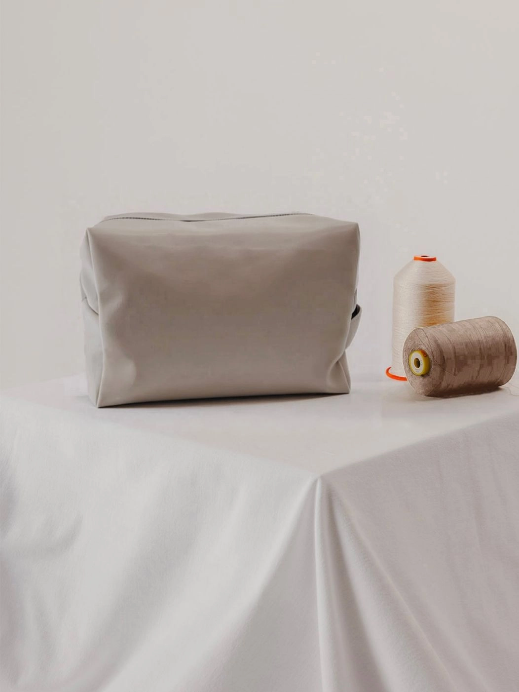 Pouch in similpelle Ethan