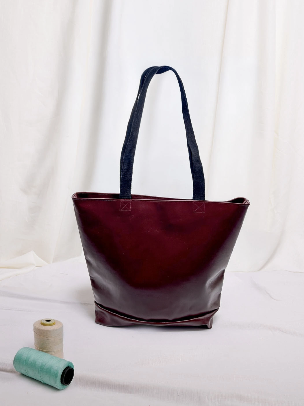 Shopping bag in pelle Avena