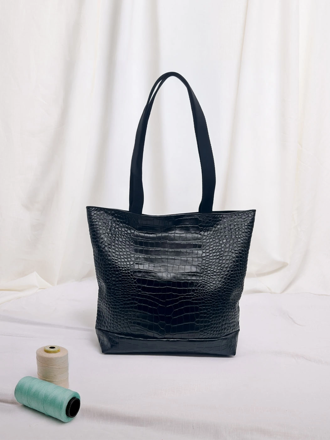 Shopping bag in pelle Avena